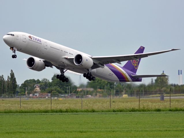 BOEING 777-300ER (HS-TKW) - Photo taken from St. Magleby