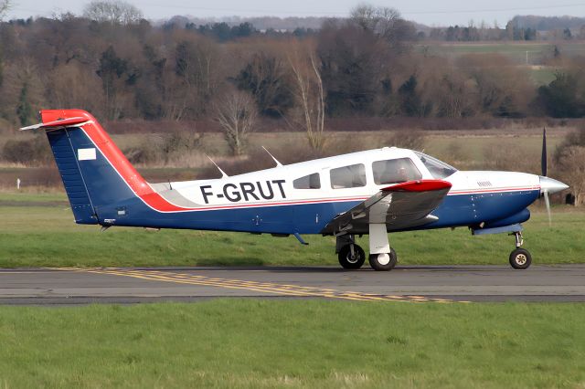 Piper Turbo Arrow 4 (F-GRUT) - (C) Mike Burdet