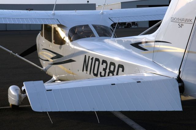 Cessna Skyhawk (N1038C) - Sawyer Aviation Flight Training Ramp - (KSDL) Scottsdale, AZ