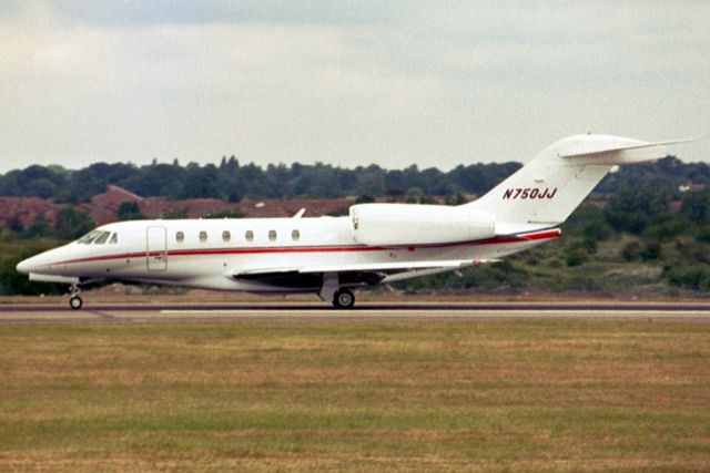 Cessna Citation X (N750JJ) - Departing rwy 26 on 16-Jun-04.  Reregistered N514X 24-Jul-10.