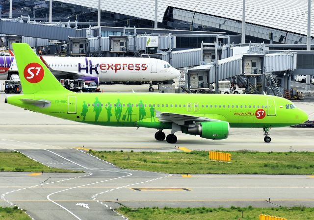 Airbus A320 (VQ-BRC)