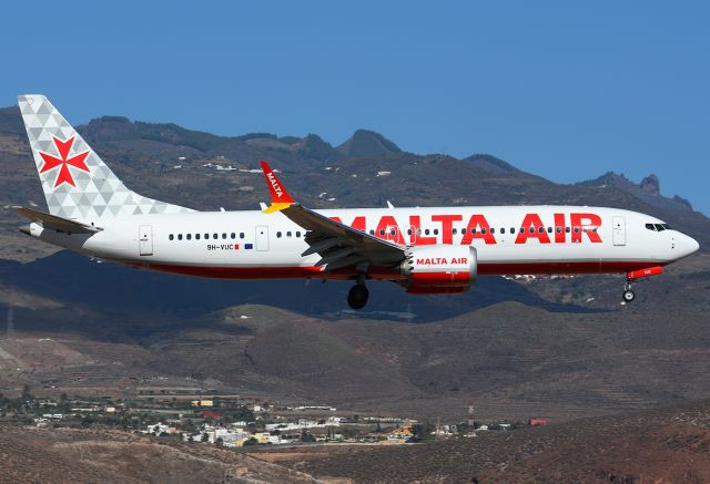 Boeing 737 MAX 8 (9H-VUC)