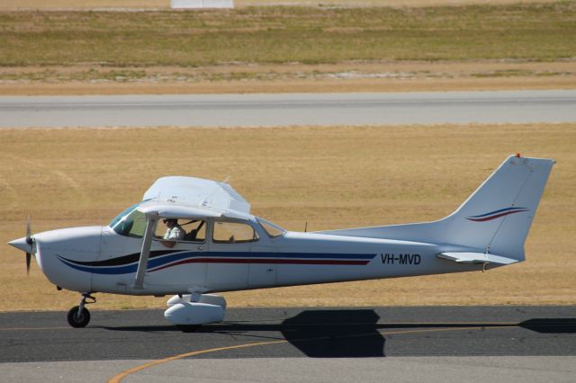 Cessna Skyhawk (VH-MVD)