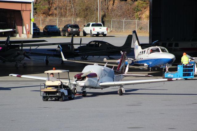 Piper PA-24 Comanche (N9190P)