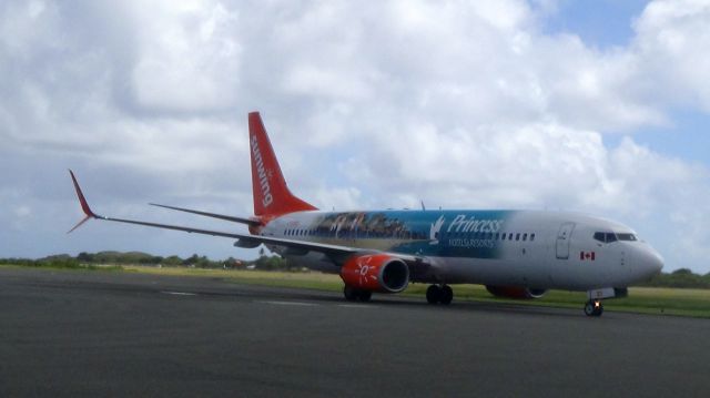 Boeing 737-800 (C-FDBD)