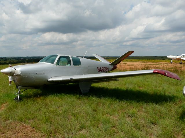 Beechcraft 35 Bonanza (N4599V)