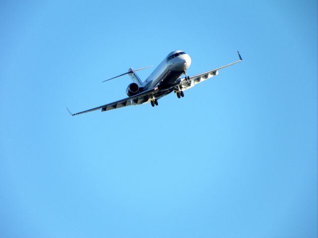 Canadair Regional Jet CRJ-200 (N447AW) - Turning onto a 1.5 mile final approach for RWY 29.