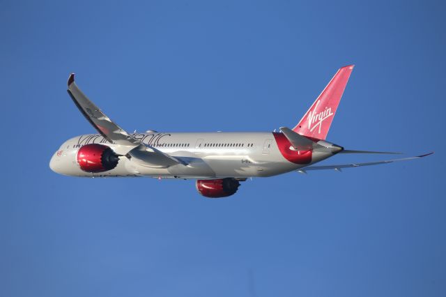 Boeing 787-9 Dreamliner (G-VFAN)
