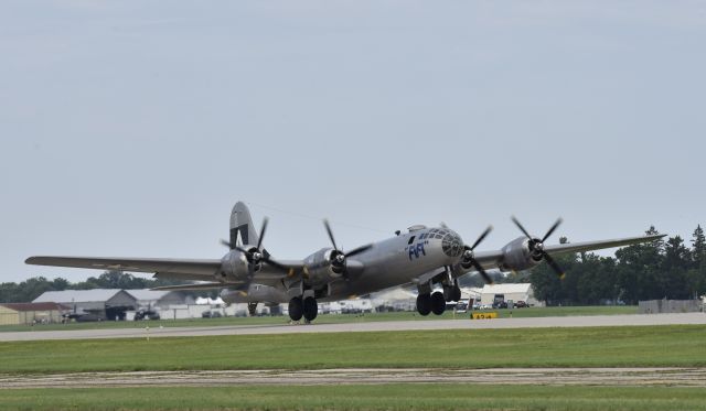 Boeing B-29 Superfortress (N529B) - Airventure 2017