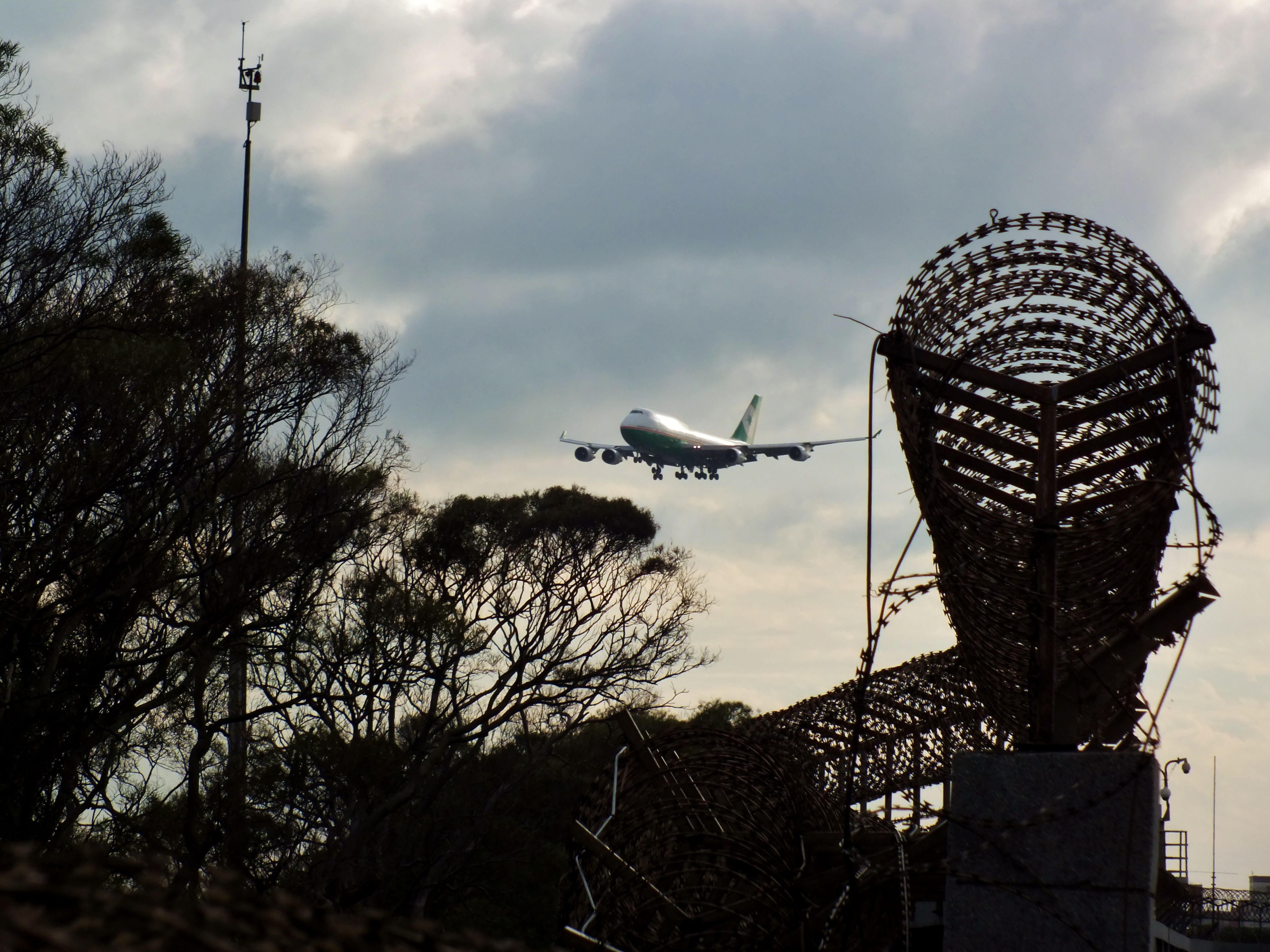 Boeing 747-400 (B-16411)