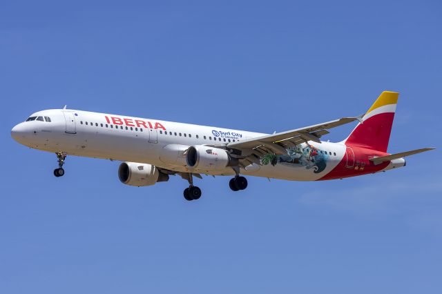 Airbus A321 (EC-ILP)