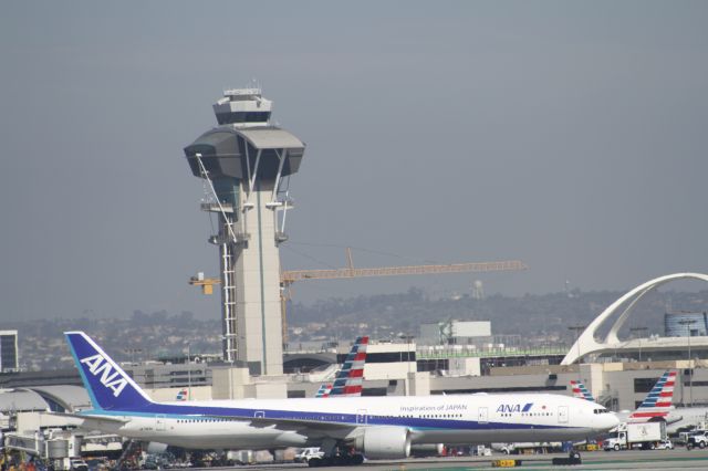 BOEING 777-300ER (JA783A)