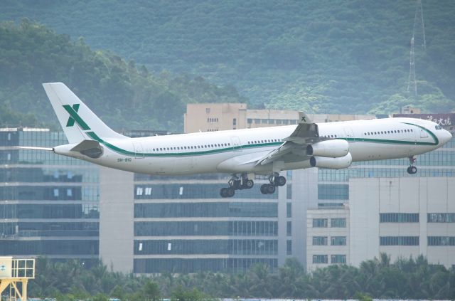 Airbus A340-300 (9H-BLG)