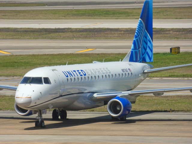 Embraer 175 (N87367)