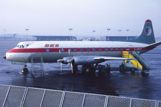 VICKERS Viscount (G-AOYH) - January 1969 at Düsseldorf (EDDL)