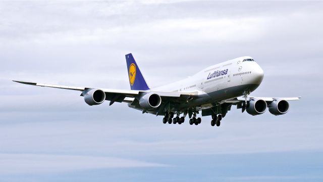 BOEING 747-8 (D-ABYS) - BOE38 on final to Rwy 16R to complete a C2 flight on 2/12/15. (ln 1512 / cn 37843).