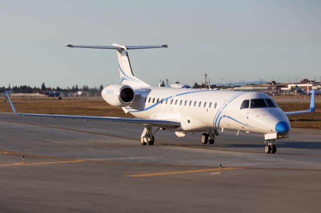 Embraer EMB-145XR (N286FM)