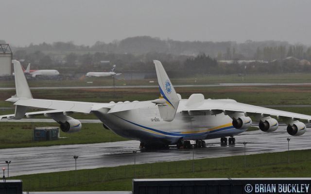 Antonov An-225 Mriya (UR-82060) - an-225 mriya ur-82060 at shannon 12/4/15.