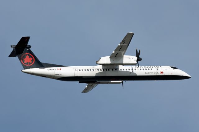 de Havilland Dash 8-400 (C-GGFP)