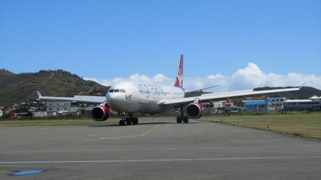 Airbus A330-300 (G-VWAG)