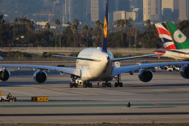 Airbus A380-800 (D-AIMH)