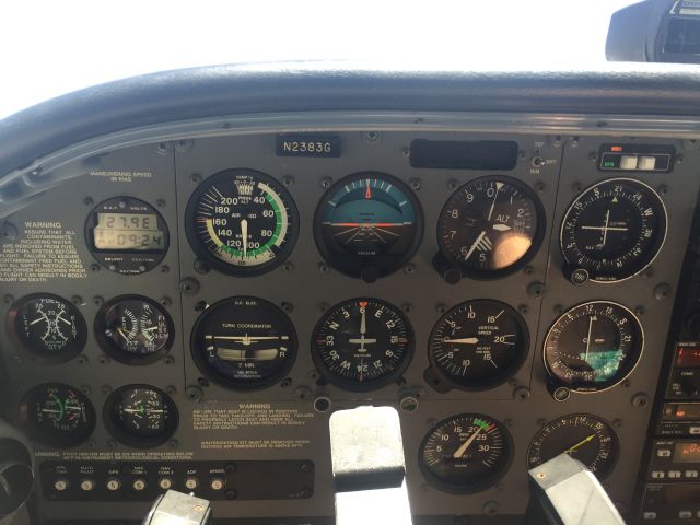 Cessna Skyhawk (N2383G) - Doing a bit of instrument work today. Yeah that is about all I saw as well...