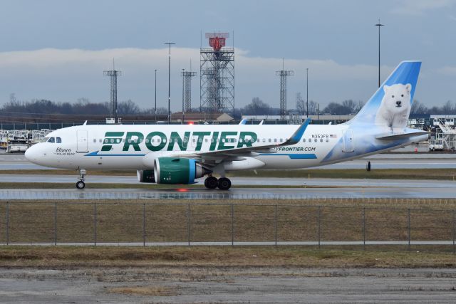 Airbus A320 (N353FR)