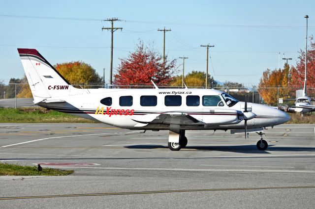 Piper Navajo (C-FSWN) - Former Island Air Express rebranded