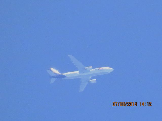 Airbus A300F4-600 (N660FE) - FedEx flight 9088 from ANC to Memphis over Baxter Springs KS at 37,000 feet.