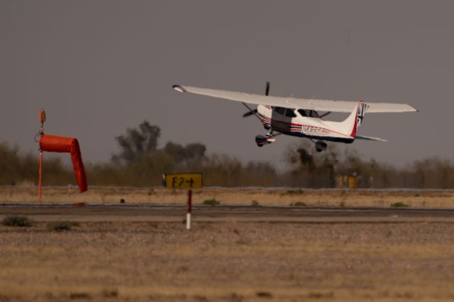 Cessna Skylane (N1435S)