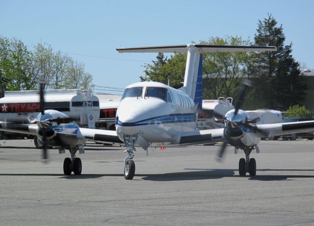 Beechcraft Super King Air 200 (N84CQ)