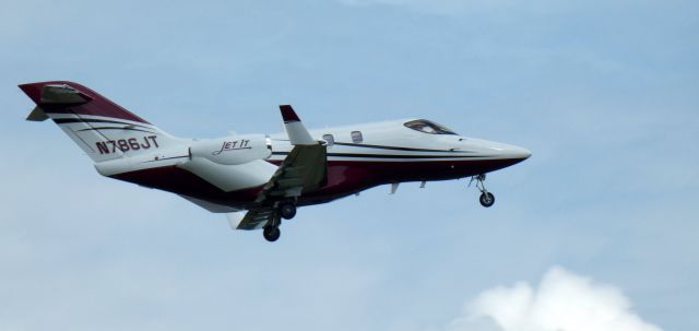 Honda HondaJet (N786JT) - On short final is this 2021 Honda HondaJet HA-420 in the SUmmer of 2022.