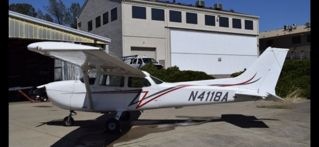 Piper Navajo (N4118A)