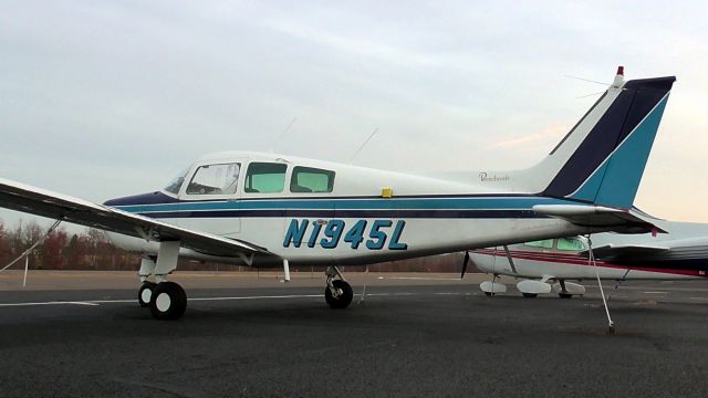 Beechcraft Sundowner (N1945L)