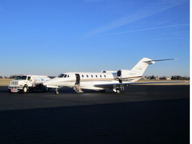 Cessna Citation X (N772XJ) - Gas and Go in the Winter of 2014 for this long range Citation Business Jet.