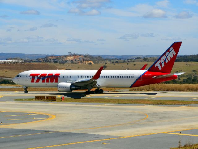 BOEING 767-300 (PT-MSO)