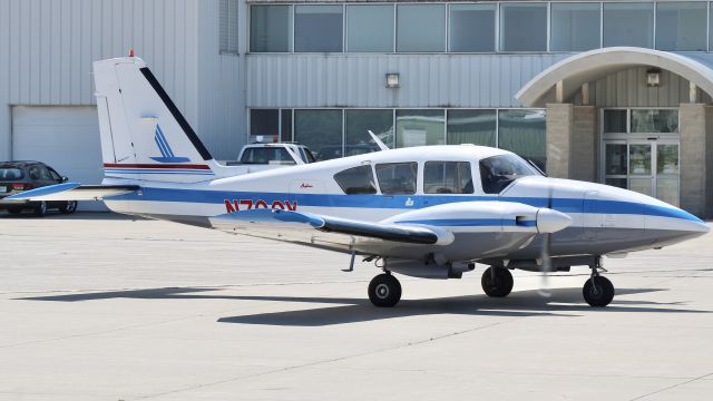 Piper Apache (N700Y) - A nice PA23, doing some taxi tests, featuring a Chicagoesque paint job. br /br /N700Y. 1977 Piper PA-23-250 Aztec F. Private. KVPZ. 6/23/23.