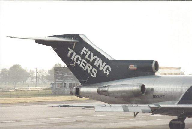 Boeing 727-100 (N931FT)