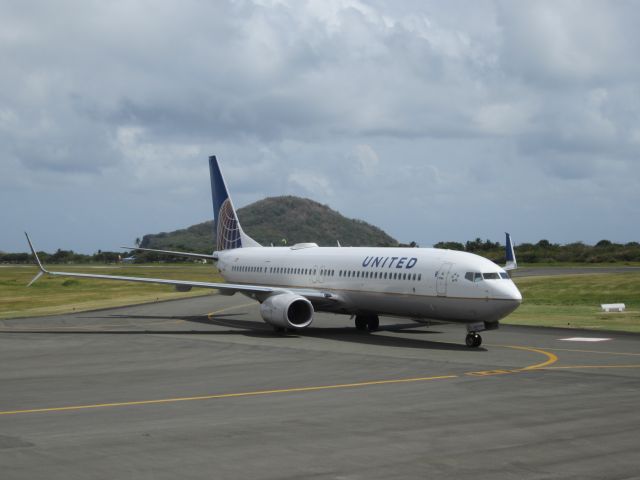 Boeing 737-900 (N34460)