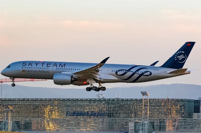 Airbus A350-900 (VN-A897)