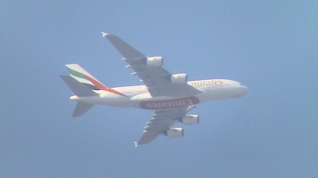 Airbus A380-800 (A6-EVC)
