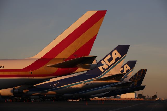 Boeing 747-200 — - Freighter Row