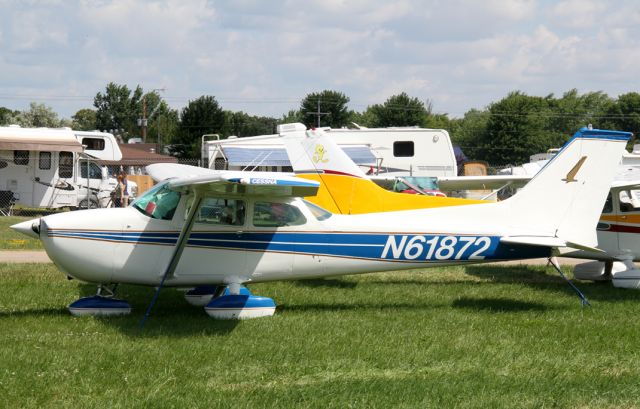 Cessna Skyhawk (N61872)