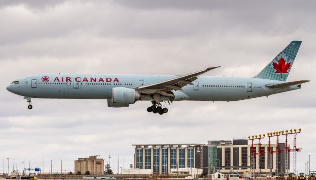 BOEING 777-300ER (C-FIUW) - Arriving from Frankfurt as AC873