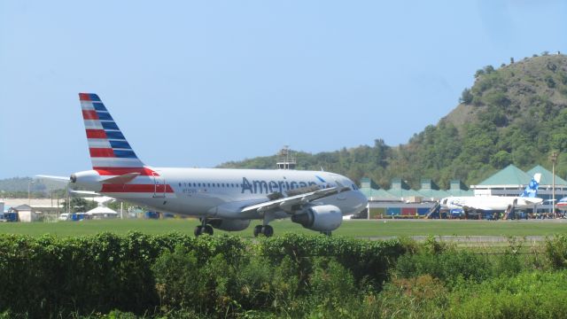 Airbus A319 (N732US)