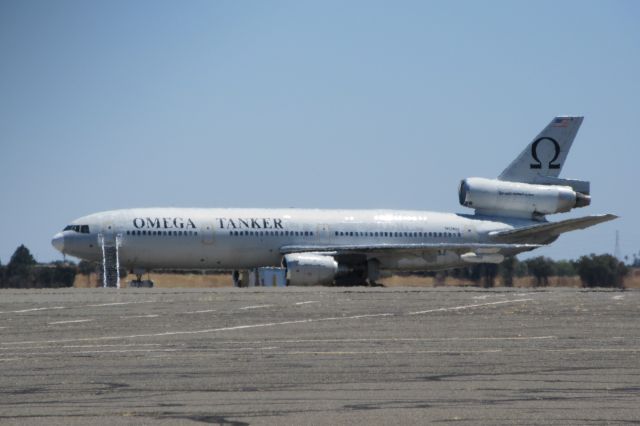 Boeing MD-11 (N974VV) - N974VV KDC-10 Omega Air Refuelling at Sacramento Mather Field