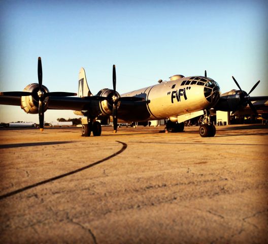 Boeing B-29 Superfortress (N529B)