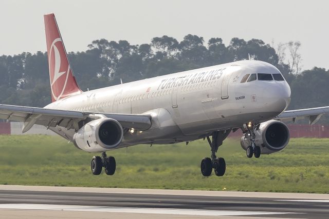 Airbus A321 (TC-JRD)