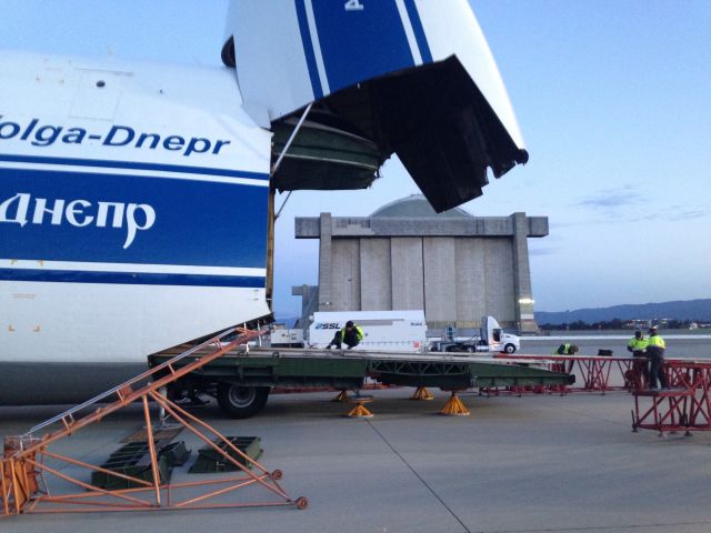 Antonov An-12 — - Ramp Setting up