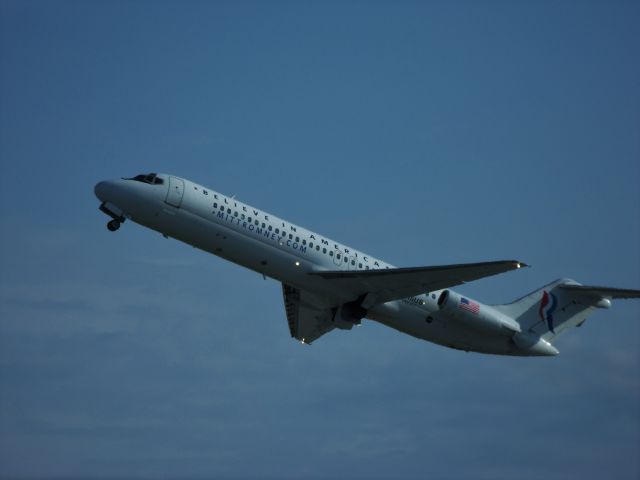 McDonnell Douglas DC-9-30 (N215US) - Mitt Romney dc9 takeoff